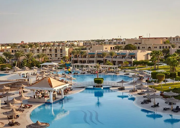 Coral Sea & Aqua Park Sarm es-Sejk