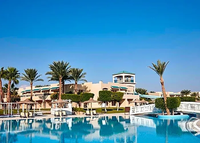 Coral Sea & Aqua Park Üdülőközpont Sarm es-Sejk