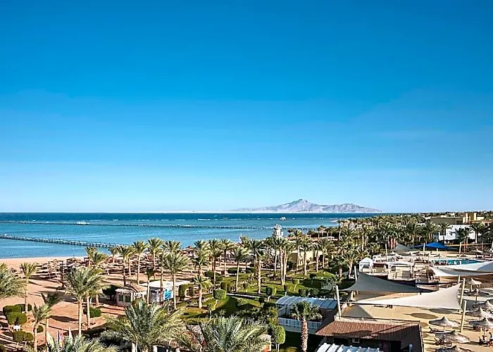 Coral Sea & Aqua Park 5* 沙姆沙伊赫