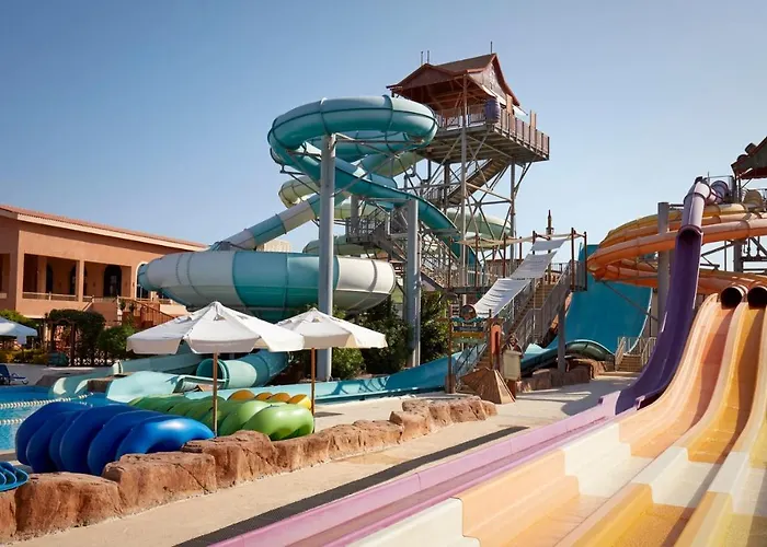 Üdülőközpont Coral Sea & Aqua Park 5*