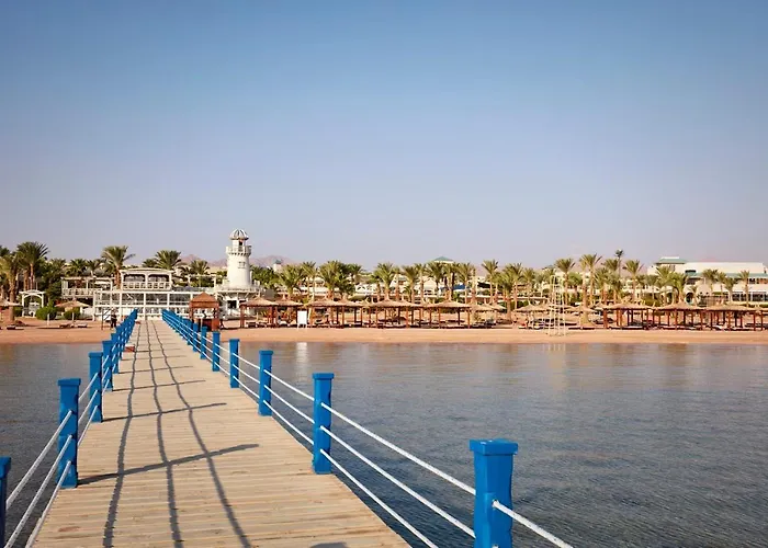 Coral Sea & Aqua Park Sarm es-Sejk